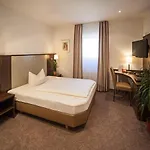 Engel 3*